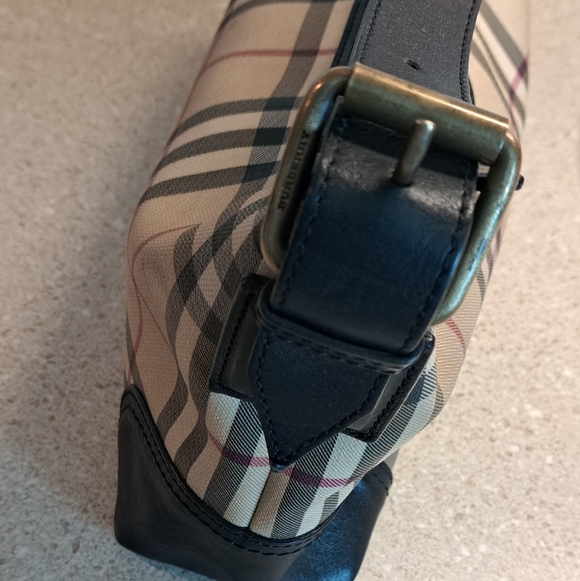 Burberry Shoulderbag - Picture 12 of 14